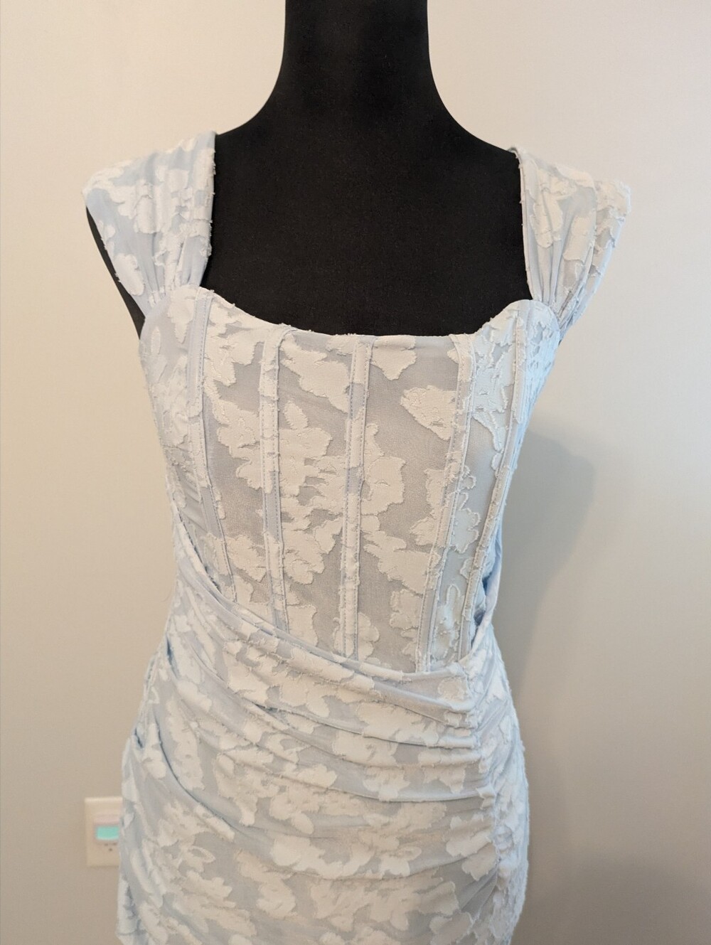 Corset Dress With Textured Floral Overlay Size M Mermaid Boning Ruched Bodycon - Picture 6 of 15